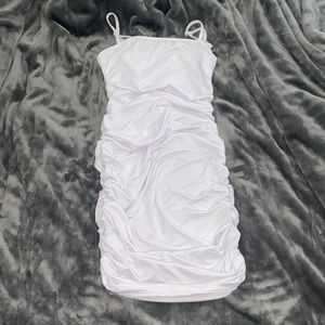 i tried this on and it was too big on me, this is an xs of anyone wants it !